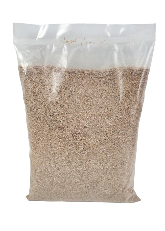 Josh's Frogs Mealworm & Superworm Wheat Bran Bedding and Food Source (5 Quarts) - Image 2