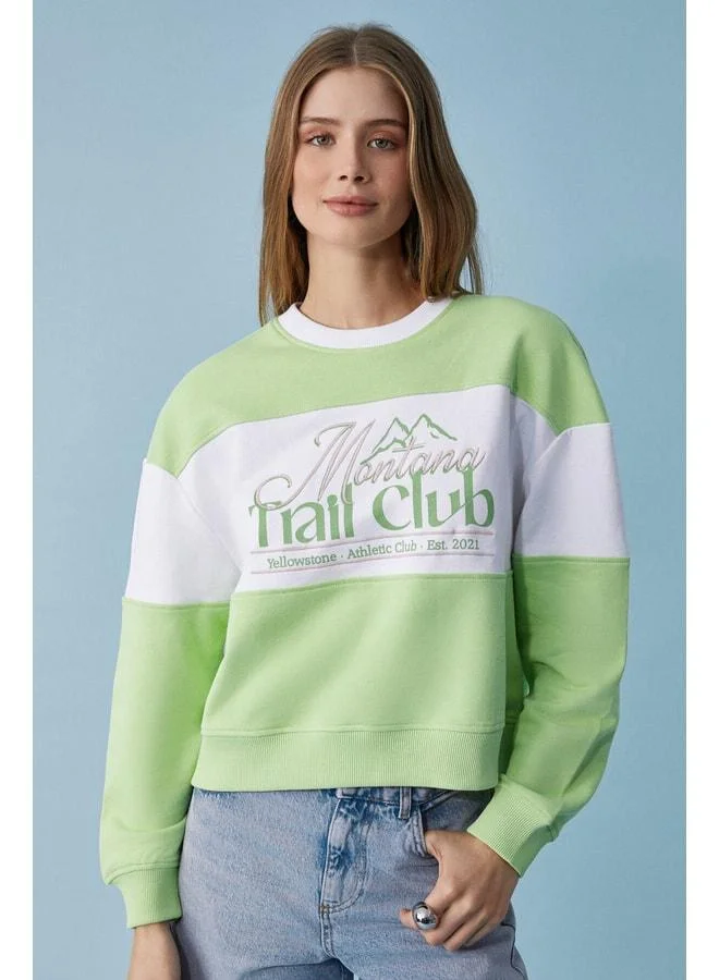 Ethiquet PAYNE Women's Crew Neck Oversize White / Pistachio Green Sweatshirt.