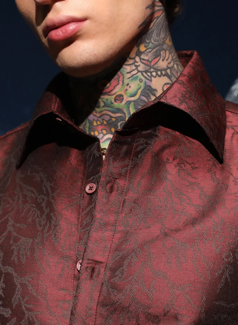 كامبوس سوترا Men's Burgundy Red Foliage-Woven Shirt For Casual Wear | Spread Collar | Long Cuffed Sleeves | Button Closure | Shirt Crafted With Comfort Fit For Everyday Wear