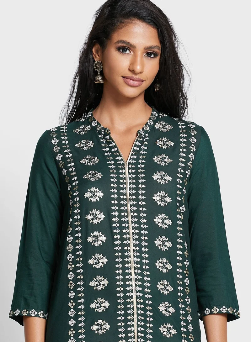 W Notch Neck Printed Kurti