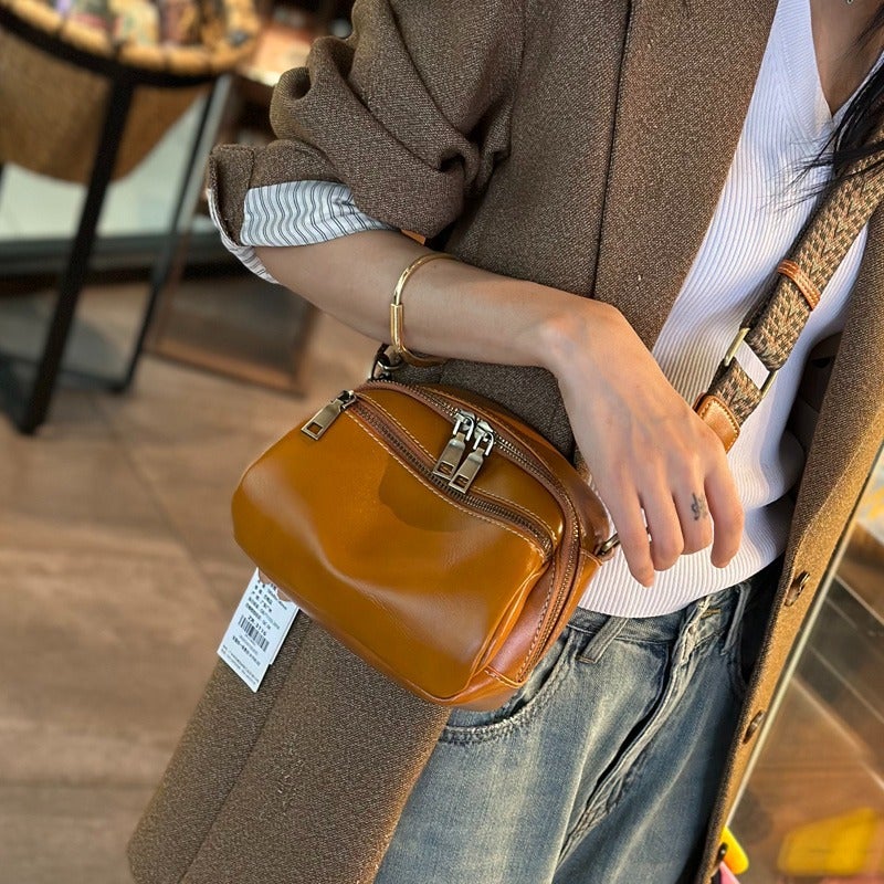 Vegetable Tanned Cowhide Small Bag 2023 New Style Popular All-Match Genuine Leather Women'S Bag Niche Design Texted Shoulder Crossbody Bag - Image 2