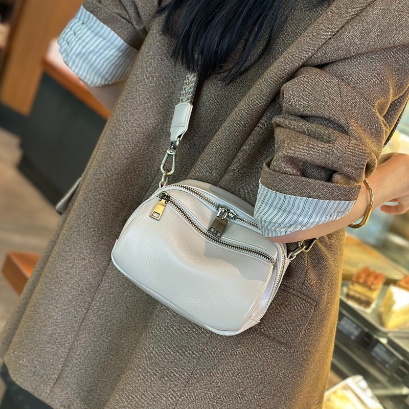 Vegetable Tanned Cowhide Small Bag 2023 New Style Popular All-Match Genuine Leather Women'S Bag Niche Design Texted Shoulder Crossbody Bag - Image 4