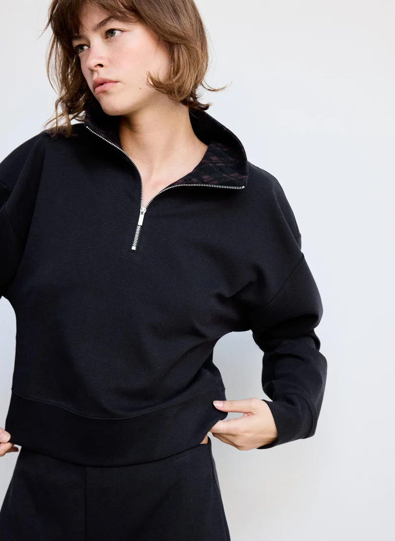 Mango Turtleneck sweatshirt with zip