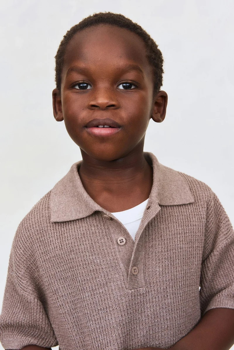 اتش اند ام تي-شيرت بولو مرن ومحبوك