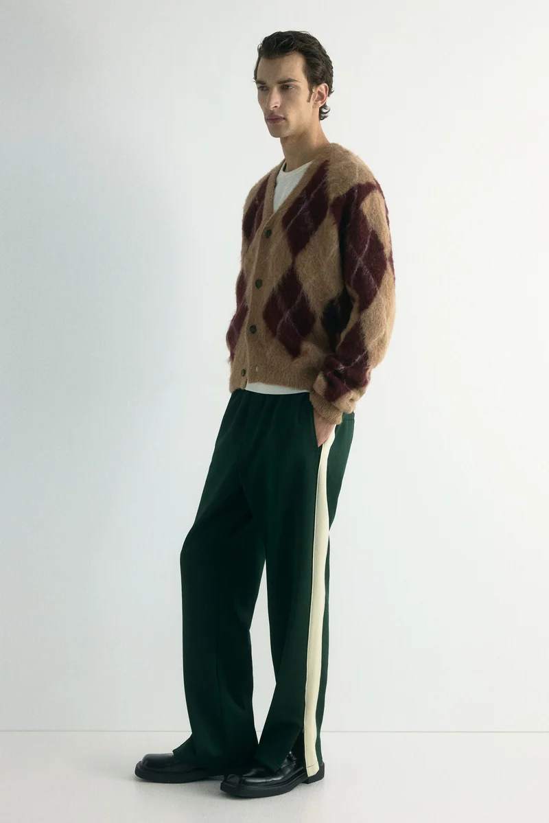 H&M Relaxed Fit Sweatpants with side stripes