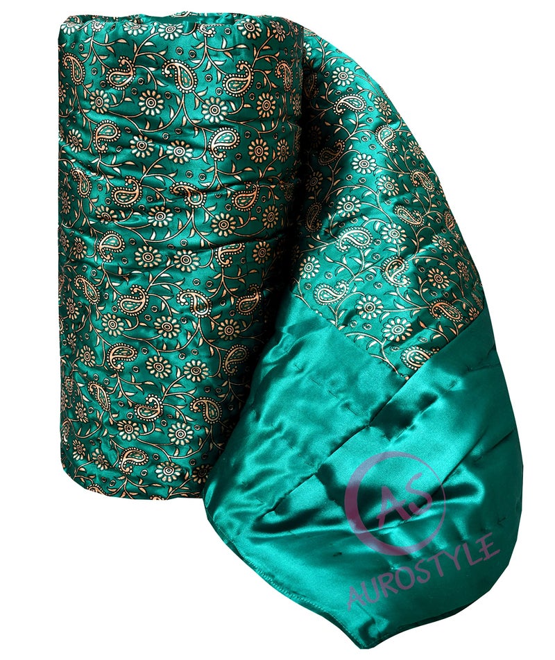 WORLDNEX Cotton Filled Light Weight Silk Jaipuri AC Quilt/Razai Over All Over Printed with Gold Print Jaipuri Quilts/Razai (85x100 Inch,Rama Green Jaal Print, Double Bed) - Image 1