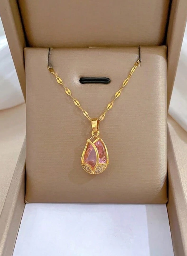 إيكوال سلسال نسائي أنيق مصنوع من الاستانلس ستيل مطلي باللون الذهبي - Image 2