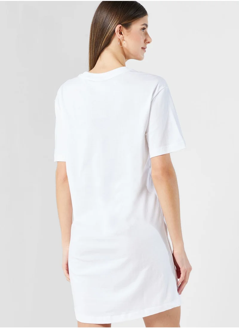 Nike Nsw Essential T-Shirt Dress