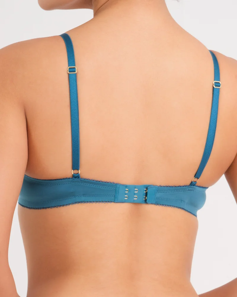 ايسلا اند ايفي Isla & Evie Everyday Plunge Pushup Bra