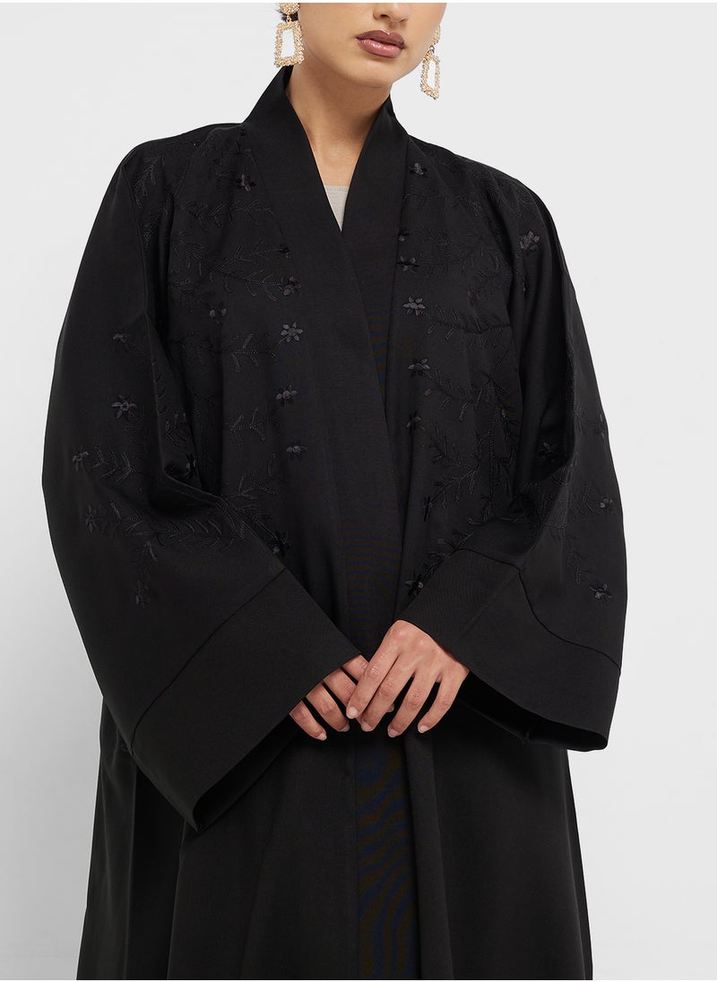 hayas closet Embellished Flared Sleeve Abaya  - Image 3