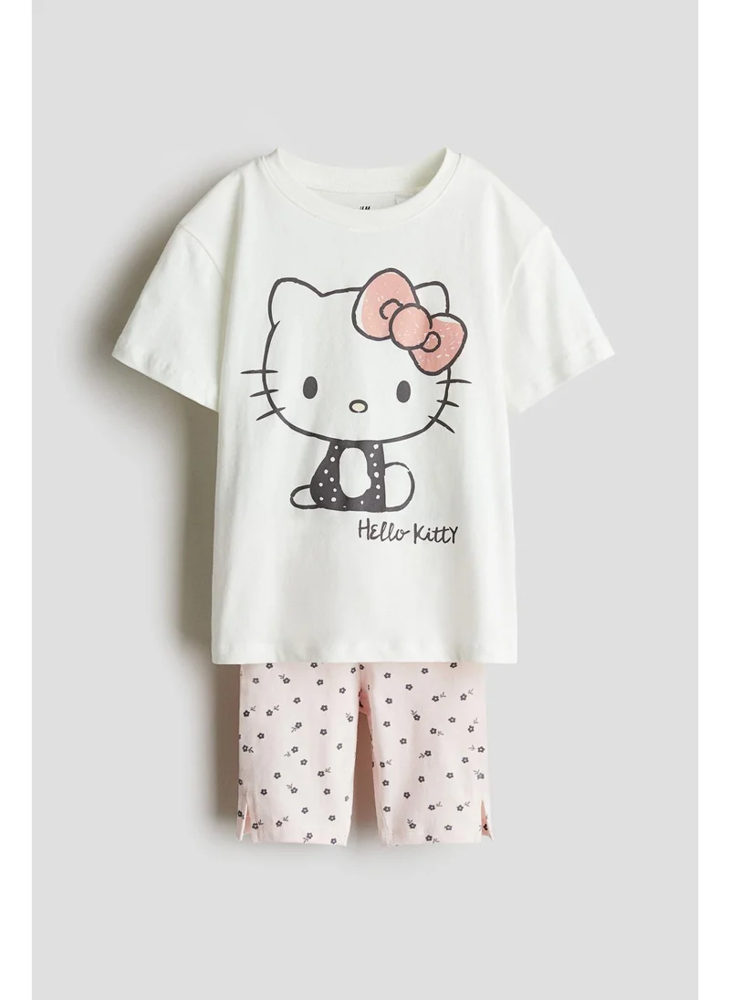 H&M 2-piece printed set