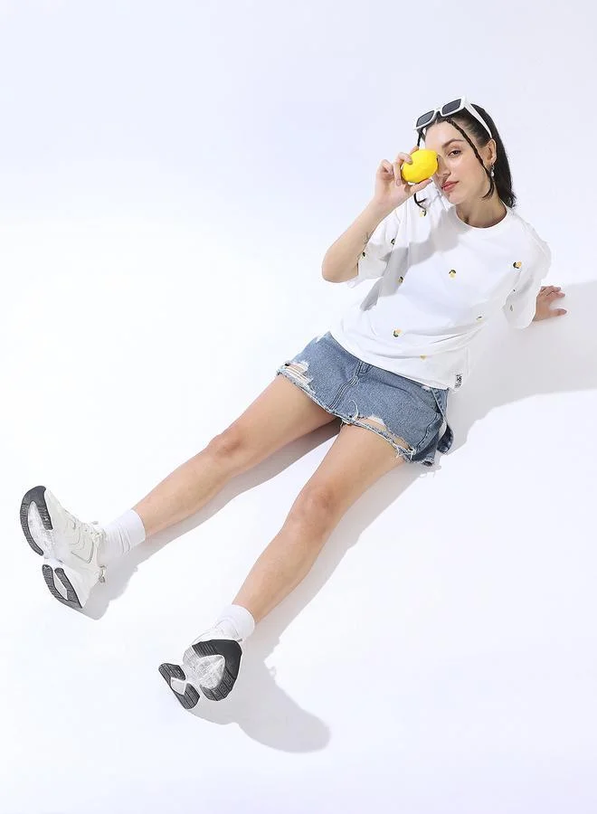 هاي ستار تيشيرت أوف وايت قطن مطرز كبير الحجم للسيدات