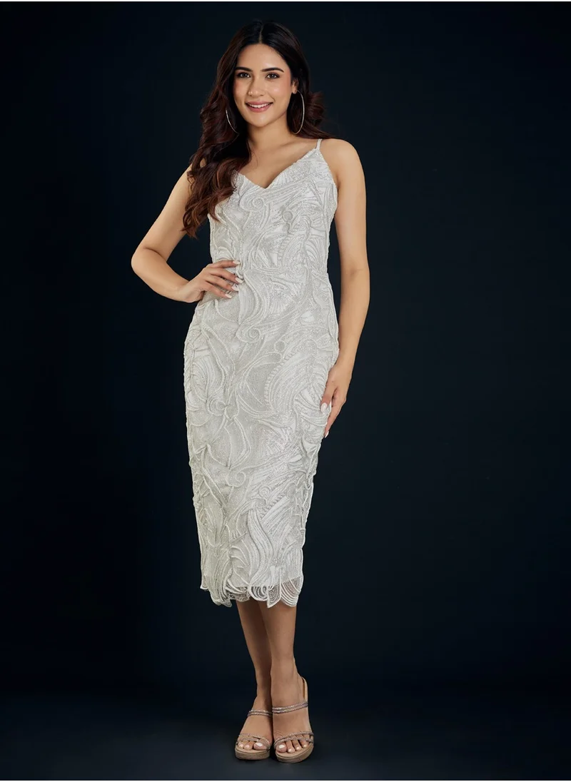 Zigzag Vneck Bodycon White Midi Dress