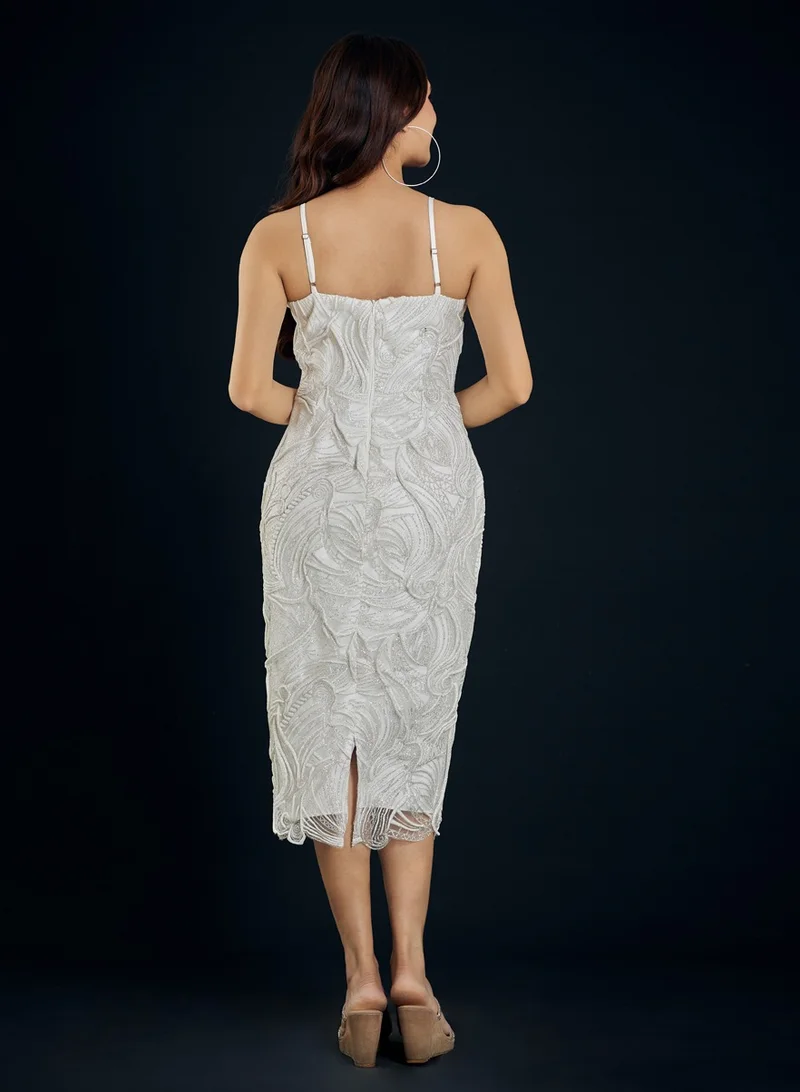 زجزاج Embroidered Bodycon Dress