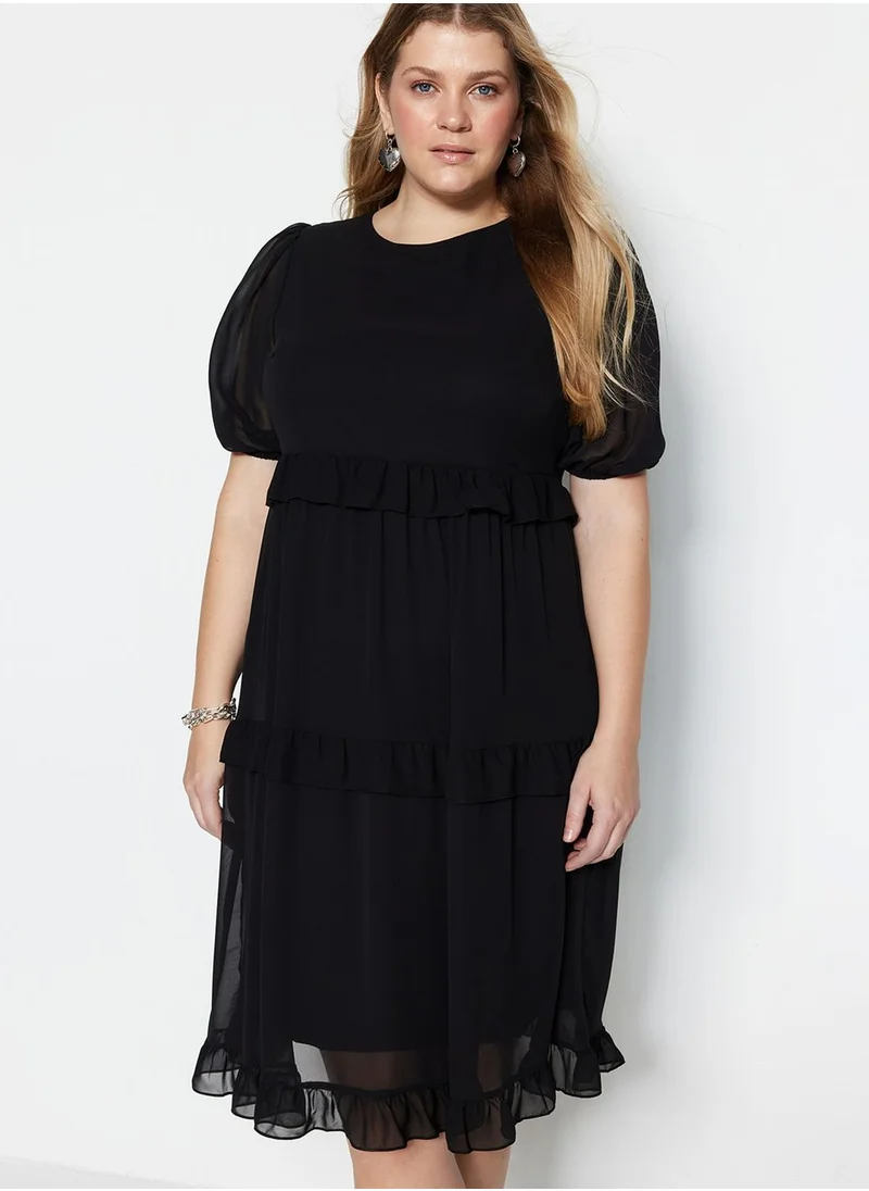 ترينديول كيرف Puff Sleeve Tiered Dress