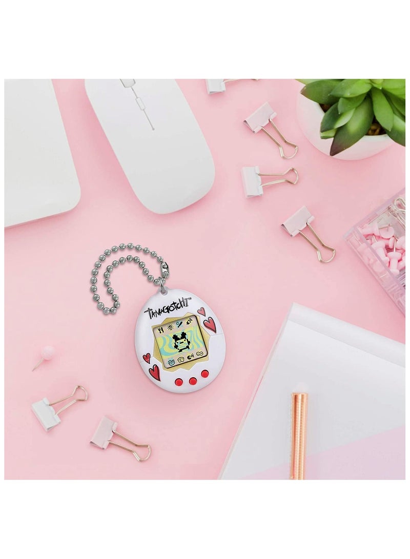 Tamagotchi تاما غوتشي الأصلية على شكل قلب، تعمل بالبطارية | حيوان أليف إلكتروني | حيوان أليف افتراضي قديم | ألعاب للأطفال، الفتيات والفتيان | لعبة تفاعلية | حيوان أليف رقمي - Image 5