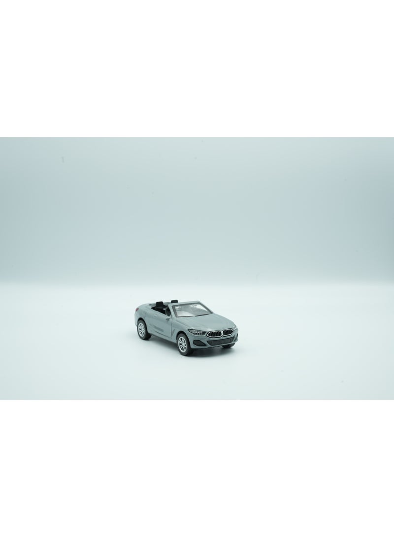 HAIZOL سيارات نموذجية مصنوعة من المعدن المصبوب من طراز بي إم دبليو M8 كومبيتيشن كوبيه - عبوة 2 | مقياس 1:32 | حركة سحب للخلف، أضواء LED وأبواب قابلة للفتح | لعبة معدنية فاخرة للأطفال وجامعي التحف (الأعمار 3+)  - Image 3