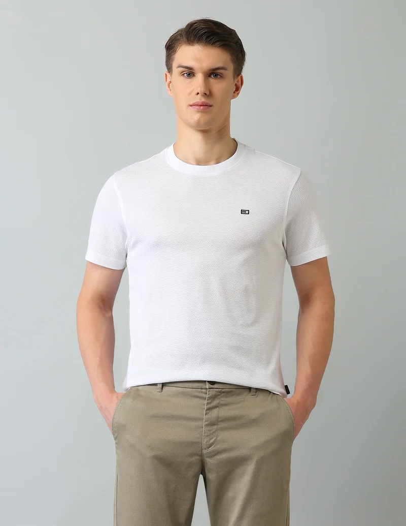 ارو تي شيرت بنسيج بارز وقصة عادية