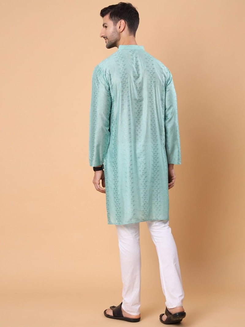 SWAGG INDIA كُرتا رجالي من مزيج الرايون مزين بالتطريز والترتر | ملابس تقليدية - Image 4