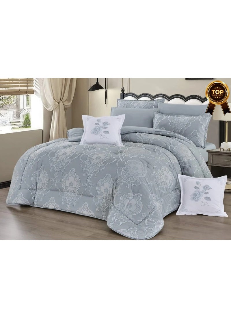 A luxurious, royal double comforter set with an engraving pattern to add beauty and elegance to your room - pzsku/Z412AC1CA3736B725DC8EZ/45/_/1736872300/9f51ecbf-f783-403e-bae5-77eef7562ea2