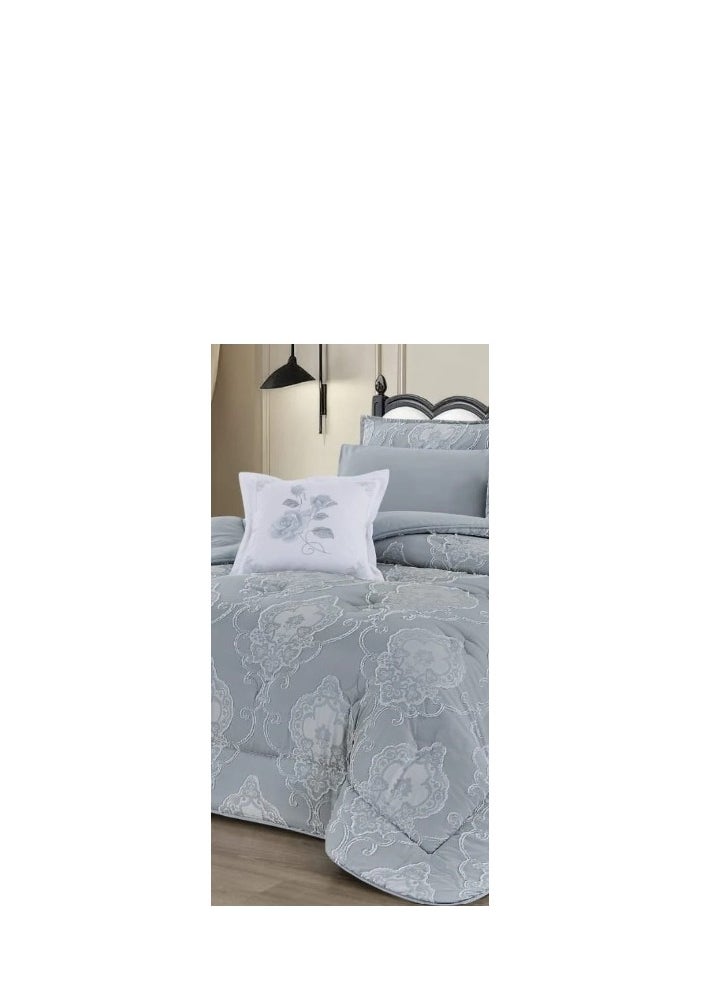 A luxurious, royal double comforter set with an engraving pattern to add beauty and elegance to your room - pzsku/Z412AC1CA3736B725DC8EZ/45/_/1736872322/995482b8-4e85-4b9b-aecf-46d88a25ce67