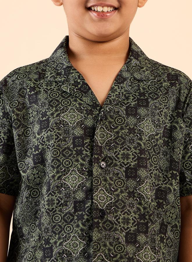 Stylo Bug Boys Green Printed Rayon Shirt And Shorts Set - Image 4