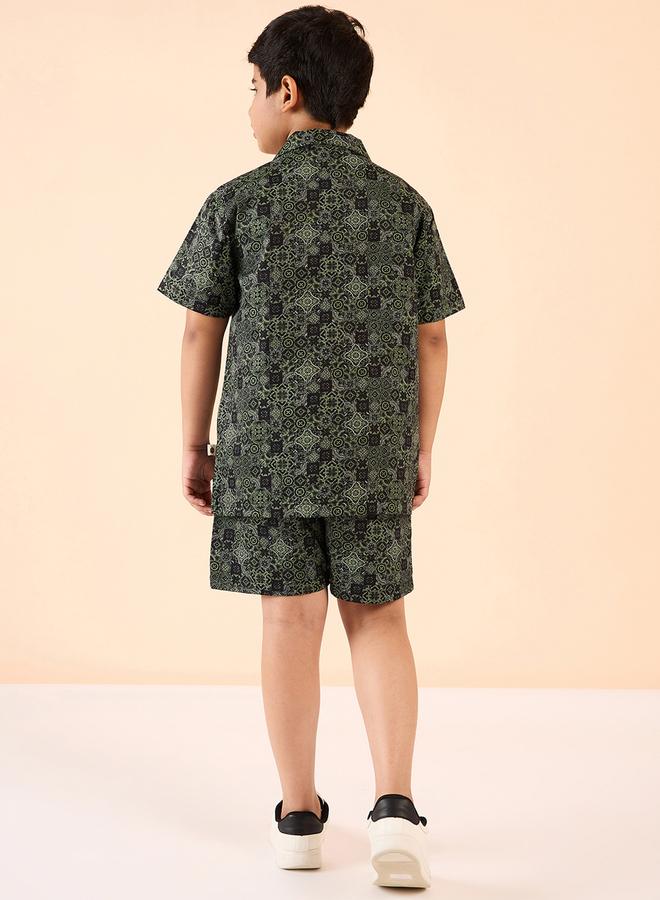 Stylo Bug Boys Green Printed Rayon Shirt And Shorts Set - Image 3