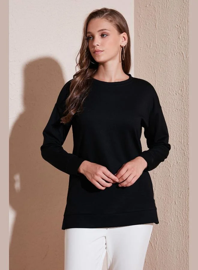 ليلا ليلا سويت شيرت نسائي بقصة واسعة وياقة دائرية من قماش المودال