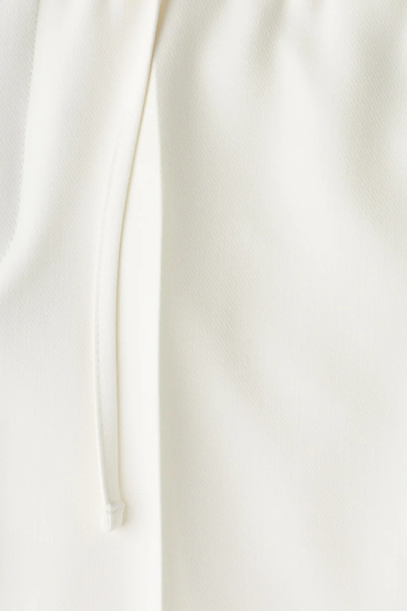 H&M Regular Fit Trousers