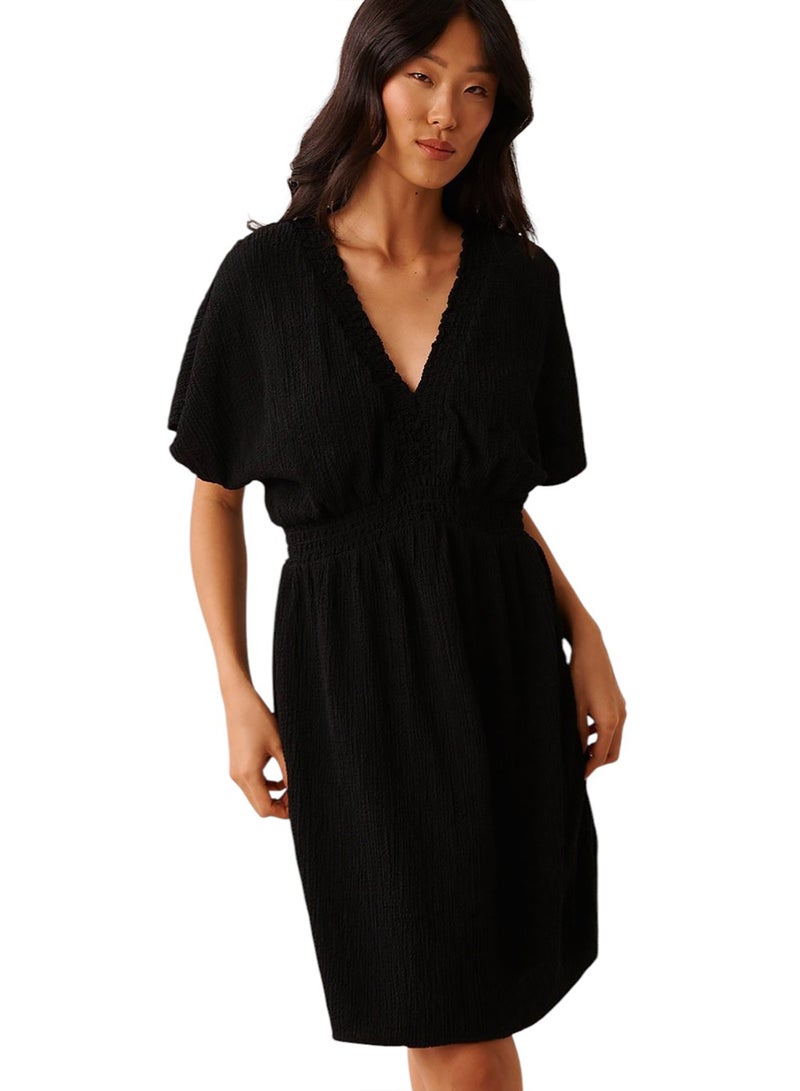 La Vie en Rose Short Crinkle Dress - Image 1