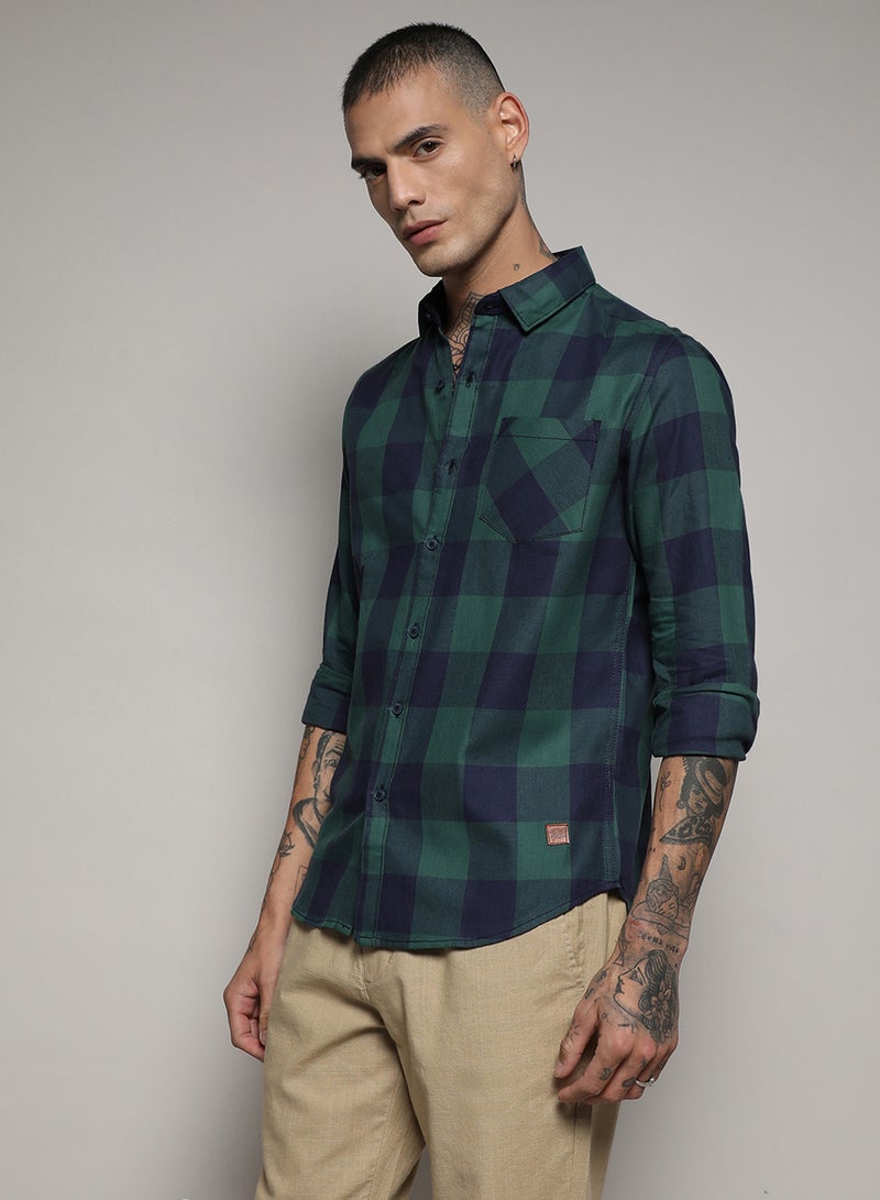 Campus Sutra Campus Sutra Men's Navy Blue & Forest Green Buffalo Check Shirt For Casual Wear | Spread Collar | Long Sleeve | Button Closure | Cotton Shirt Crafted With Comfort Fit For Everyday Wear  - Image 3