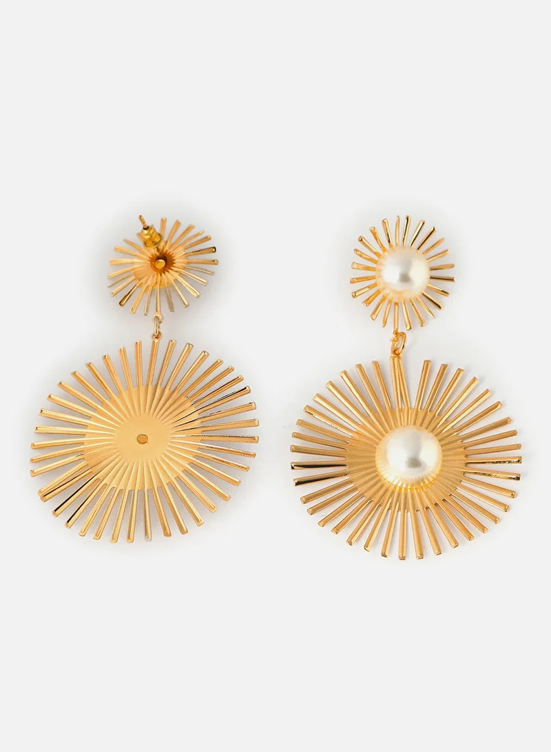 سوهي قرط متدلي من اللؤلؤ المطلي بالذهب