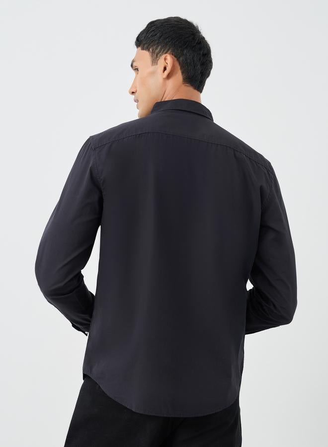 Styli Styli Solid Button Down Regular Fit Poplin Shirt  - Image 4