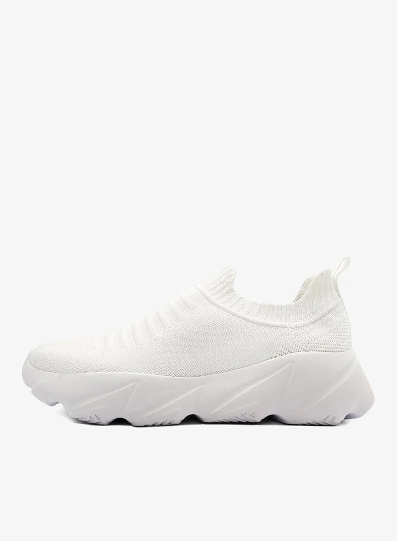WindStride Lightweight Walking Sneaker