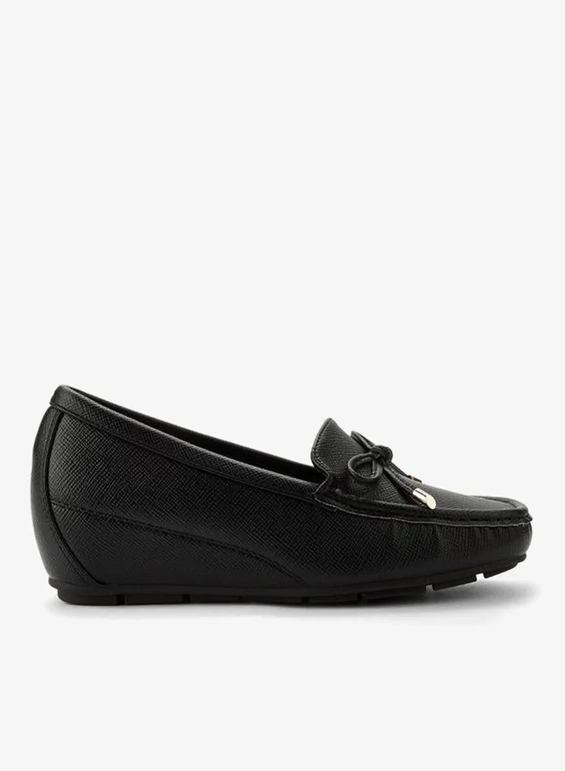 لو كونفورت Loafer With Bow