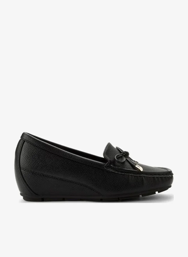 لو كونفورت Loafer With Bow