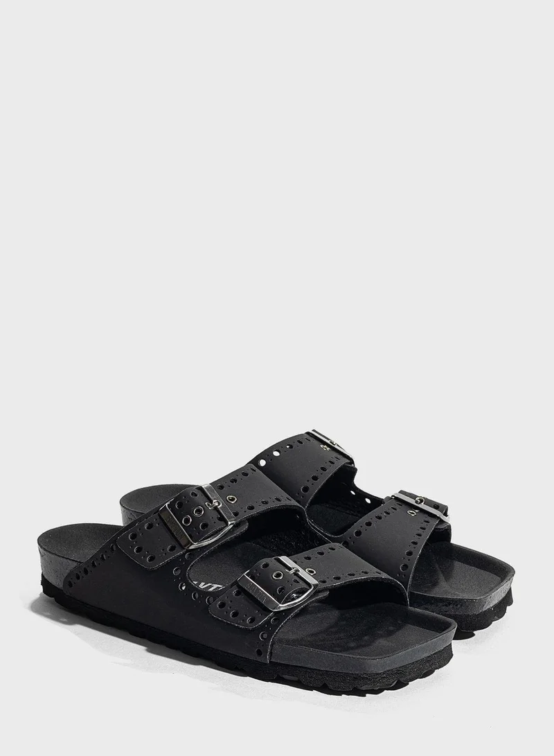 BAYTON Atlas Flat Sandals