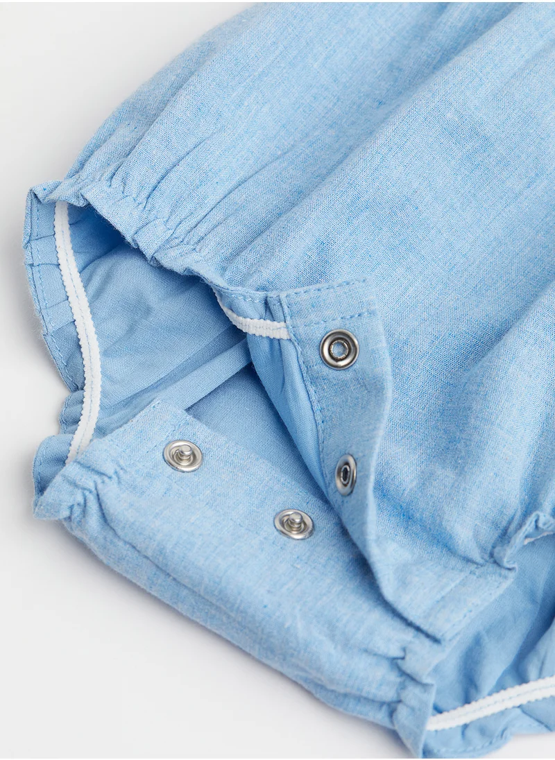 اتش اند ام Kids Ruffle Tiered Dungaree Shorts