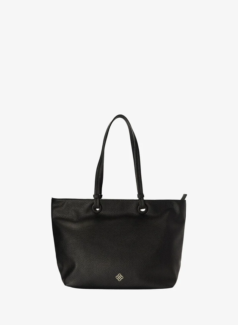 باتا حقيبة توت بملمس مميز