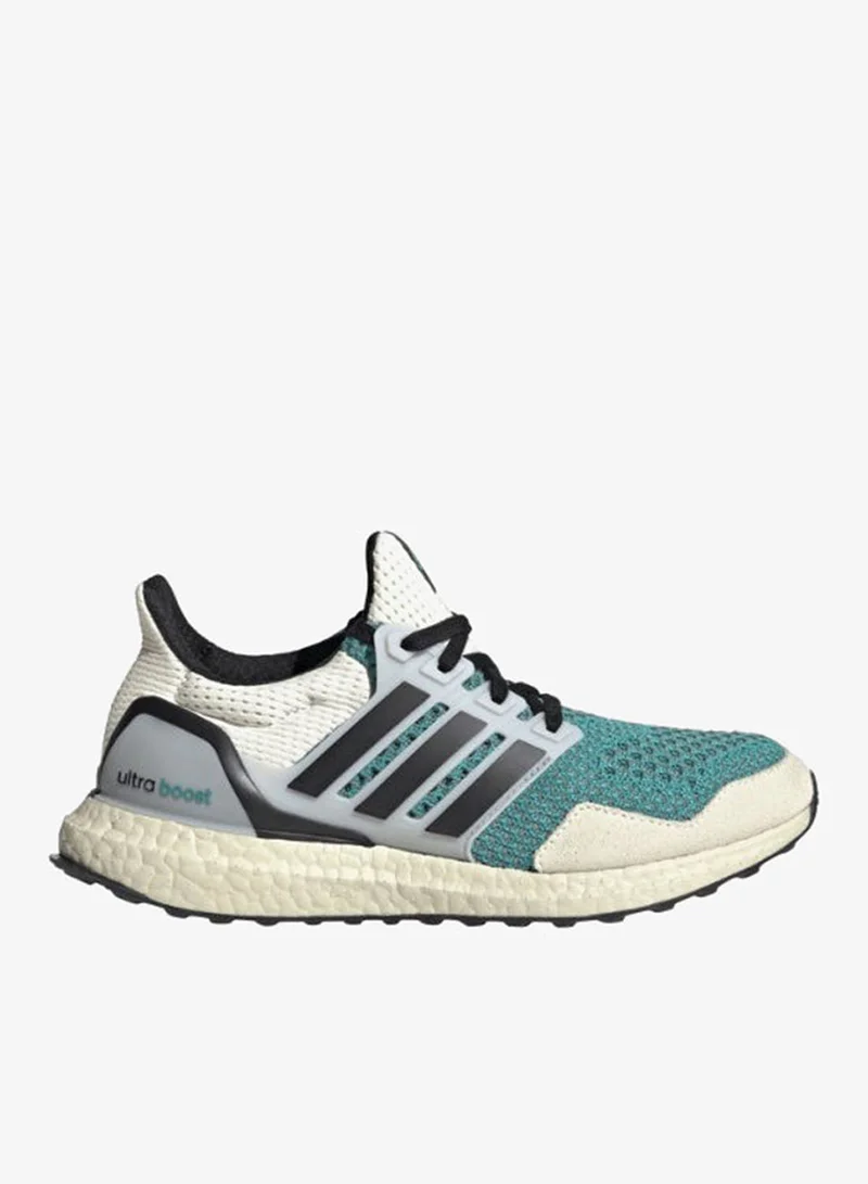 adidas أحذية رياضية نسائية ألترا بوست . خضراء