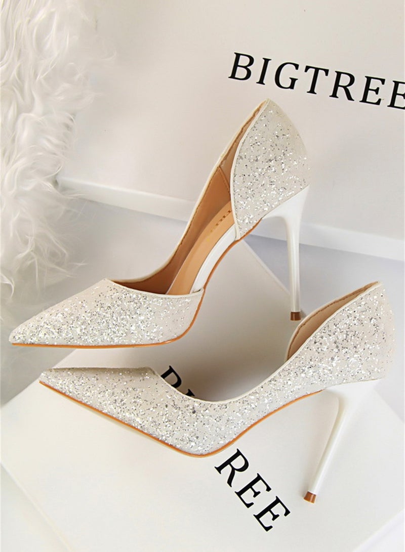 BIGTREE حذاء نسائي رفيع 9.5 سم بكعب رفيع وكعب ضحل وجوانب مدببة وترتر أبيض - Image 2