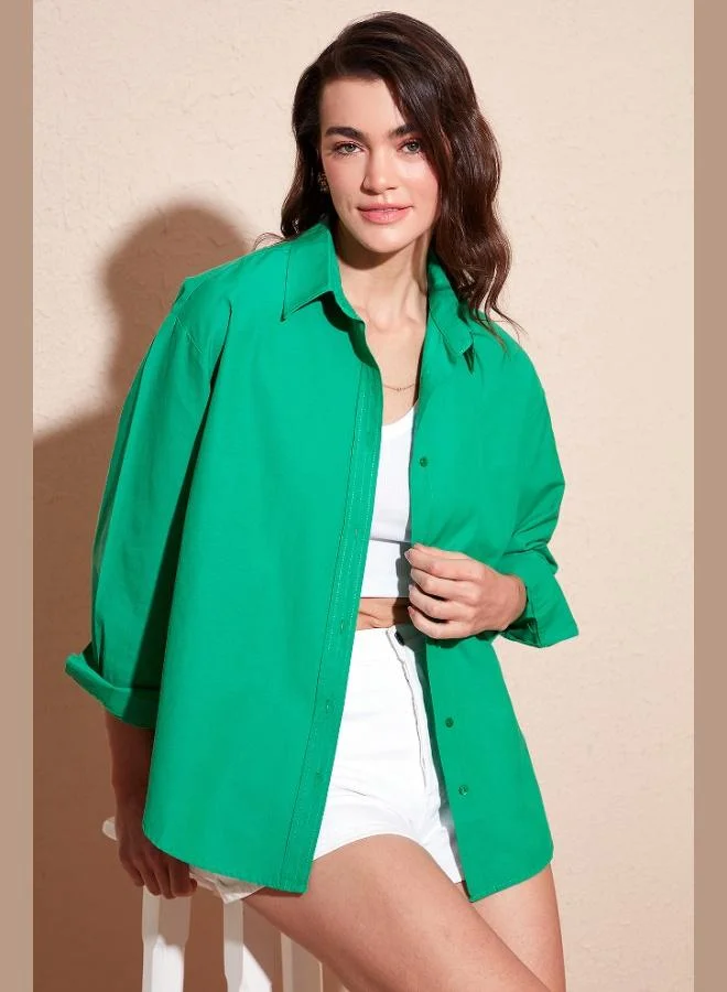 Lela Lela Cotton Regular Fit Short Front Long Back Oval Cut Shirt Women's SHIRT CF25S163867