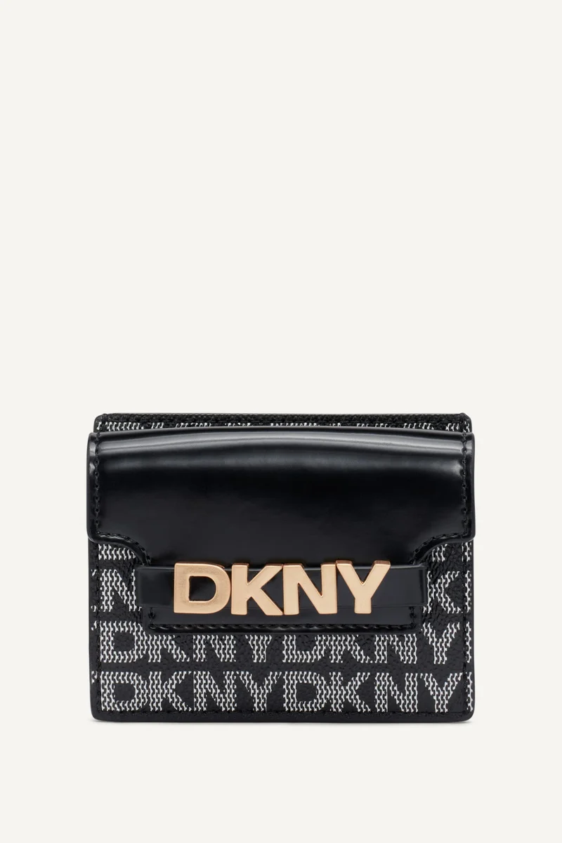د ك ن ي Avril Cardcase