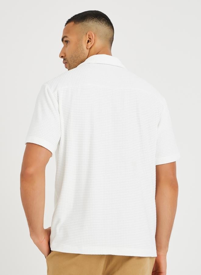 Styli Men White Waffle Textured Resort Collar Relaxed Fit Shirt - Image 4