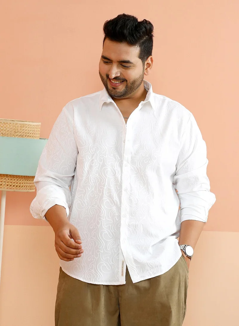 انستافاب بلس قميص رجالي أبيض طباشيري سادة بتصميم مجرد لمقاسات بلس للملابس الكاجوال بياقة ممتدة وأكمام طويلة بأزرار