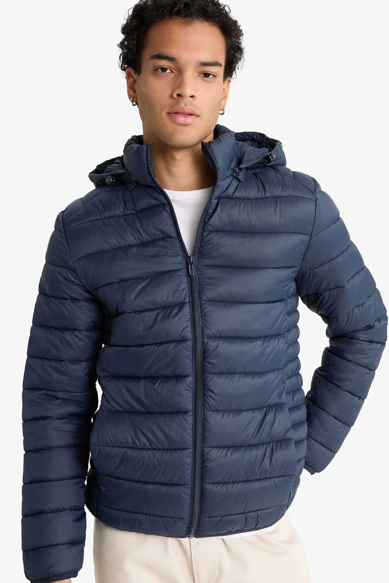 ديفاكتو Waterproof Slim Fit Hooded Puffer Jacket