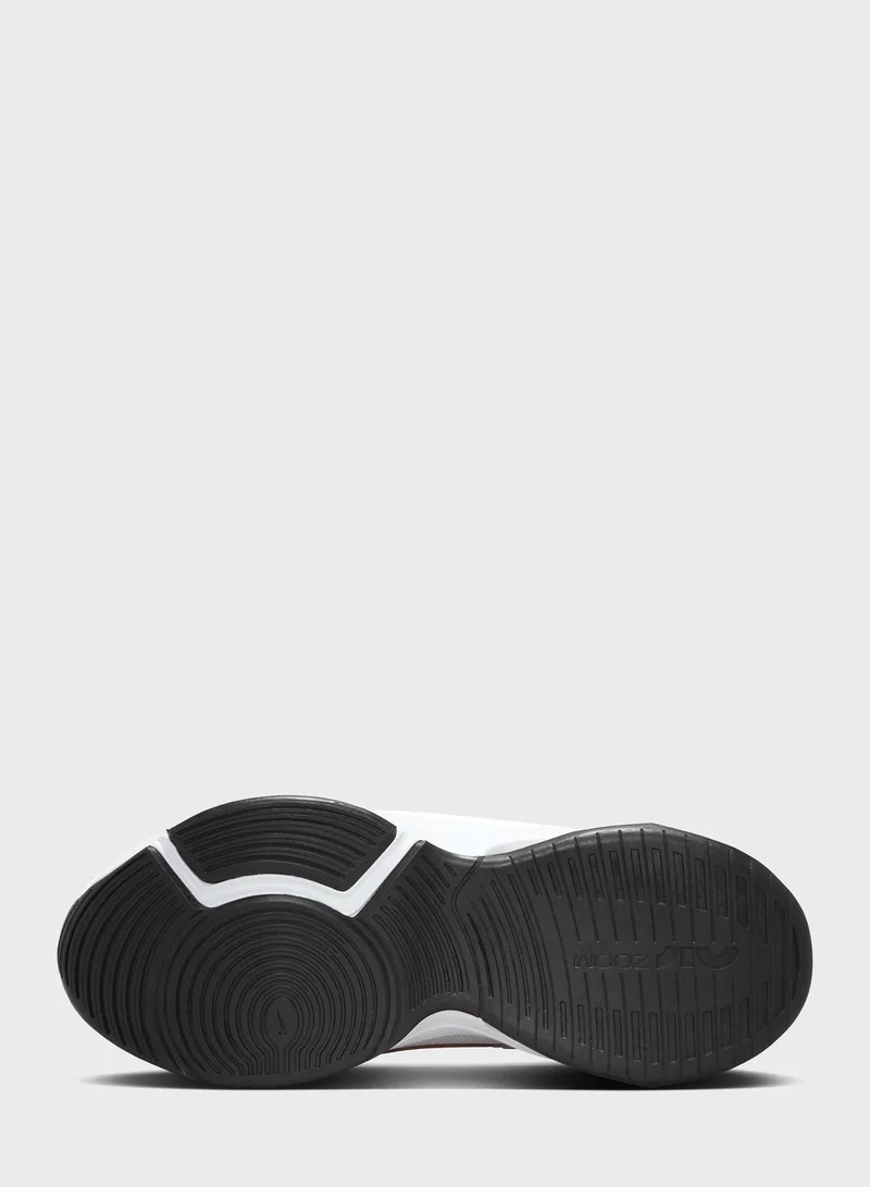 Nike Zoom Bella 6
