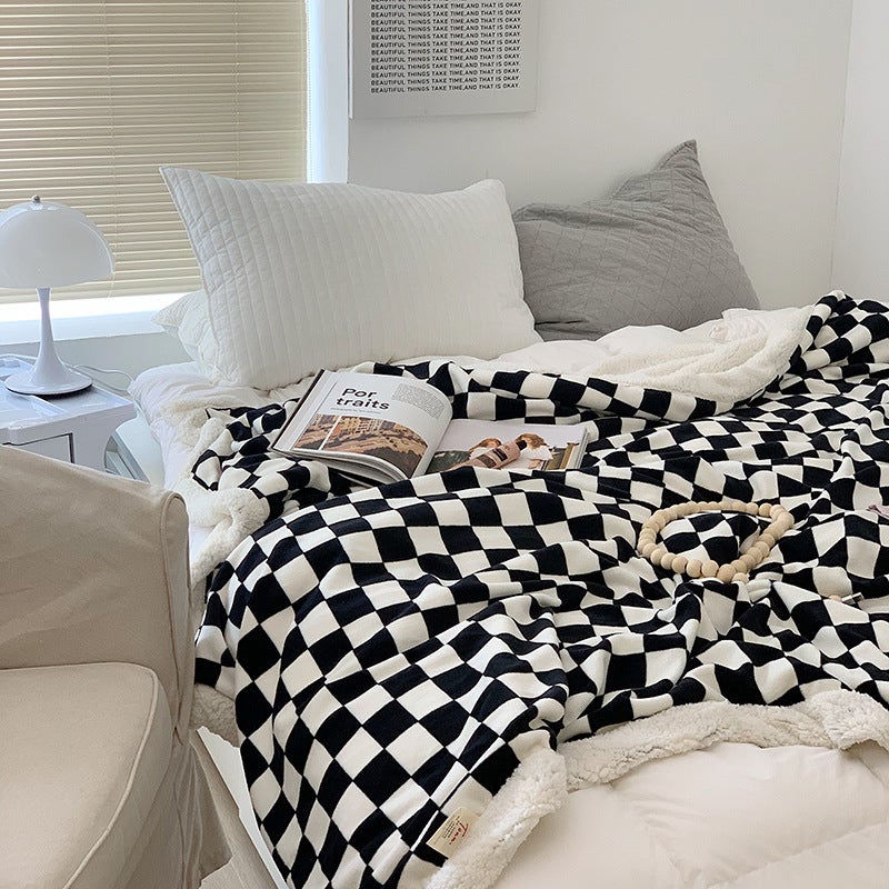 Scandinavian Style Checkerboard Blanket Milk Velvet Blanket Sofa Blanket Nap Blanket Air Conditioning Blanket Fluffy - Image 3