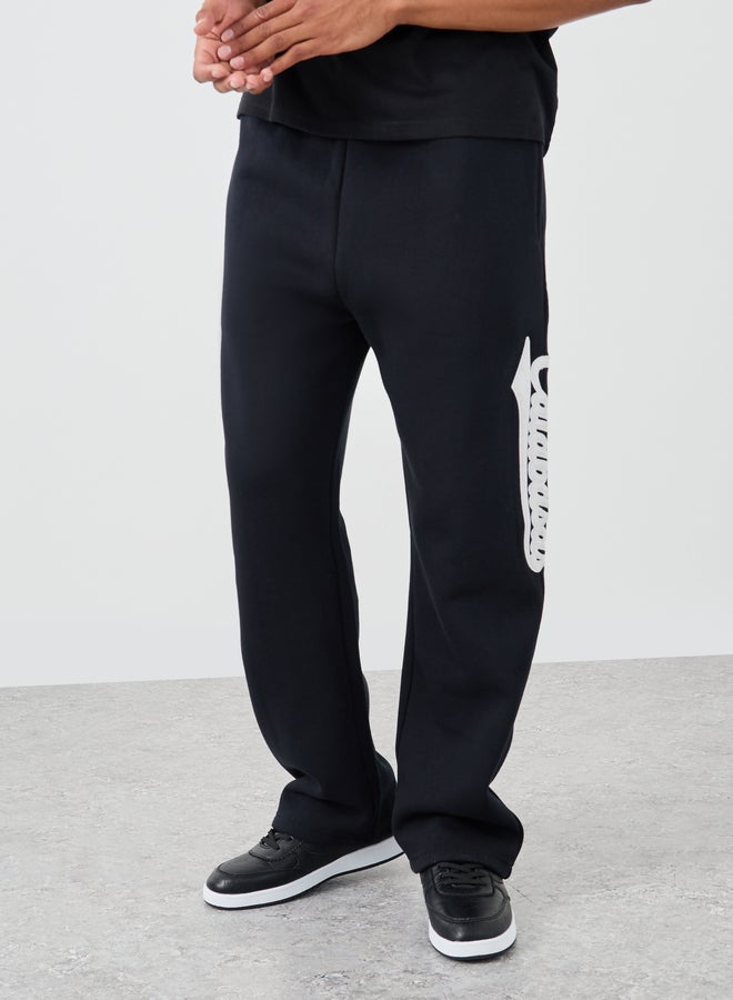 Styli Slogan Applique Detail Twill Oversized Joggers - Image 4