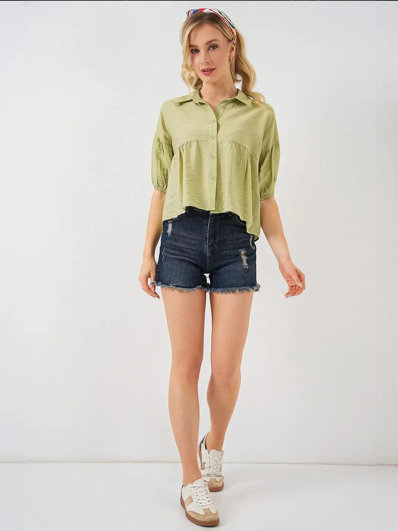 بيغ دارت قميص بأزرار بقصة فضفاضة وقصة قصيرة وياقة قميص